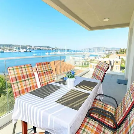Iva- Great View Trogir